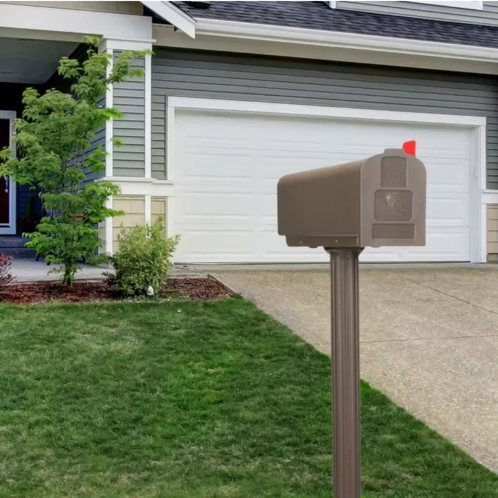 Newbury Medium Plastic Mailbox - Home Security Letters 评论和价格